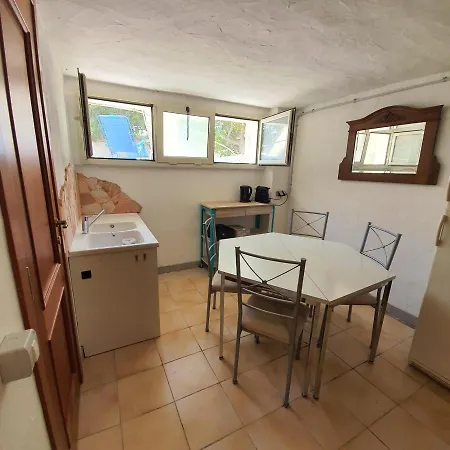 Dortoir Hostel